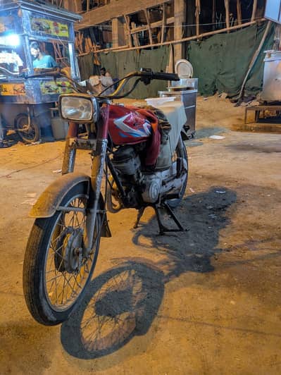 Unique 125