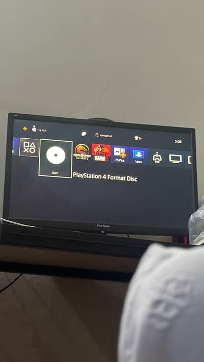 Ps4 slim 500gb with games and controllers