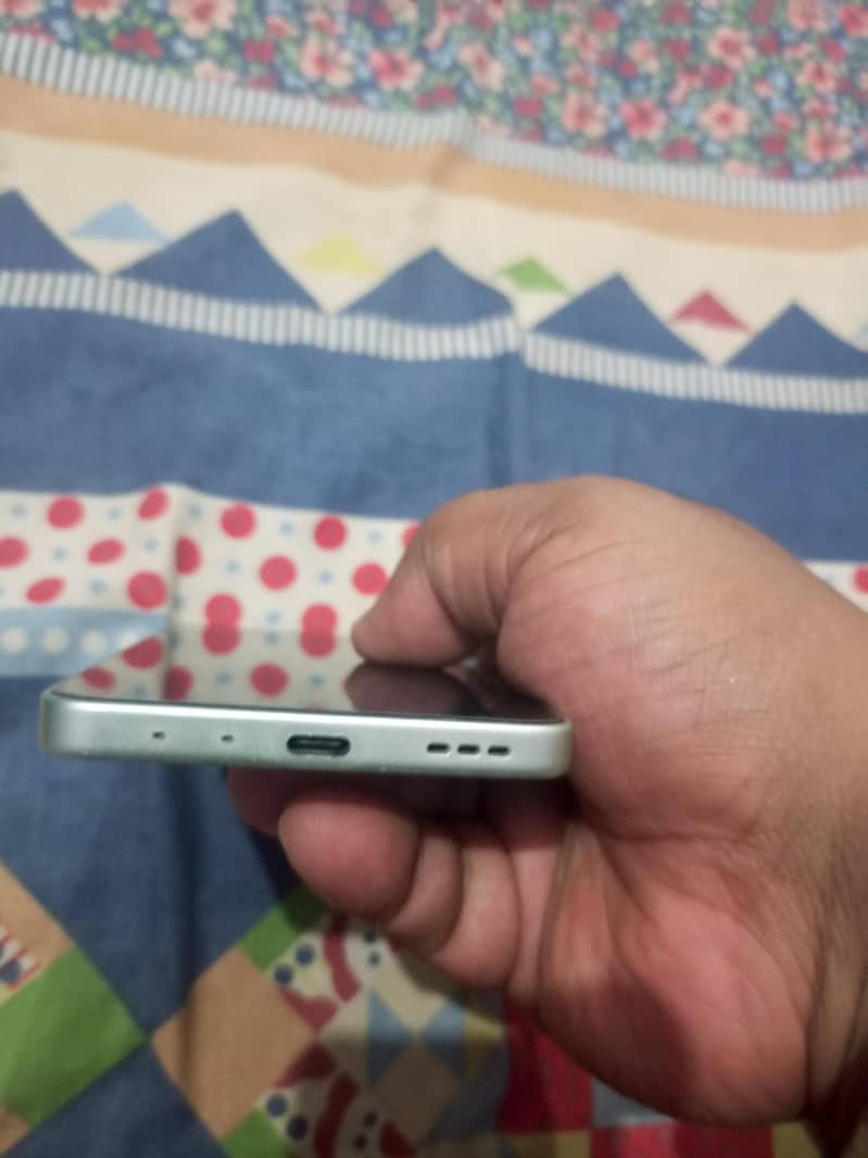 OPPO A5 Pro 4