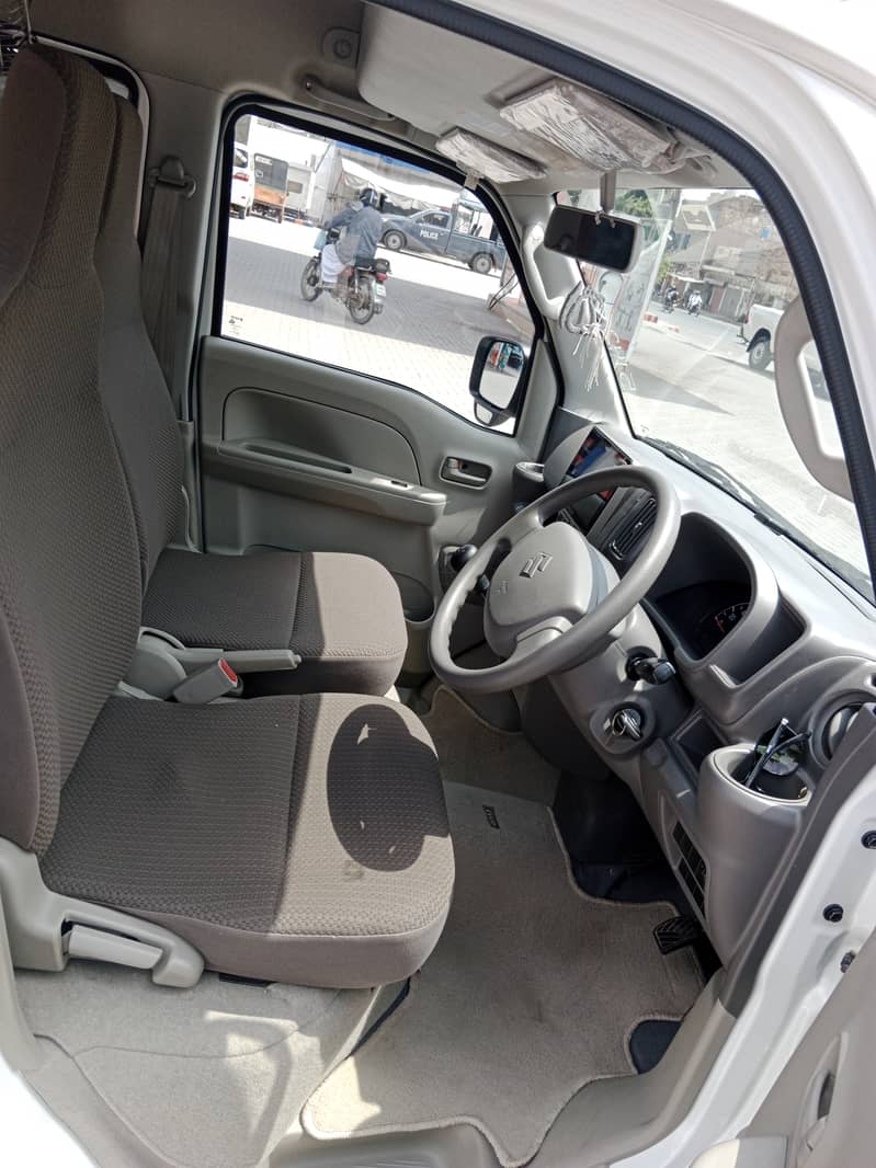 Suzuki Every 2