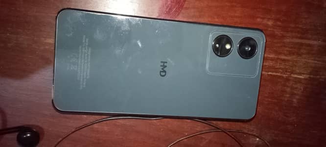 HMD Aura 2