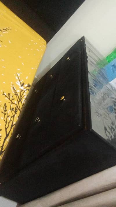 Black bed