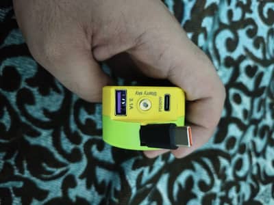 Beme car charger 65 watt