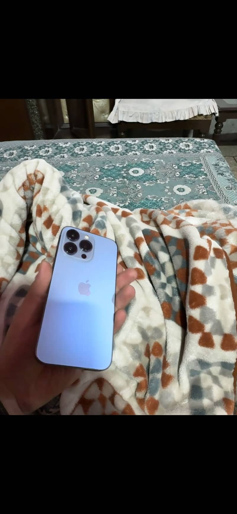 Apple iPhone 13 Pro Max 0