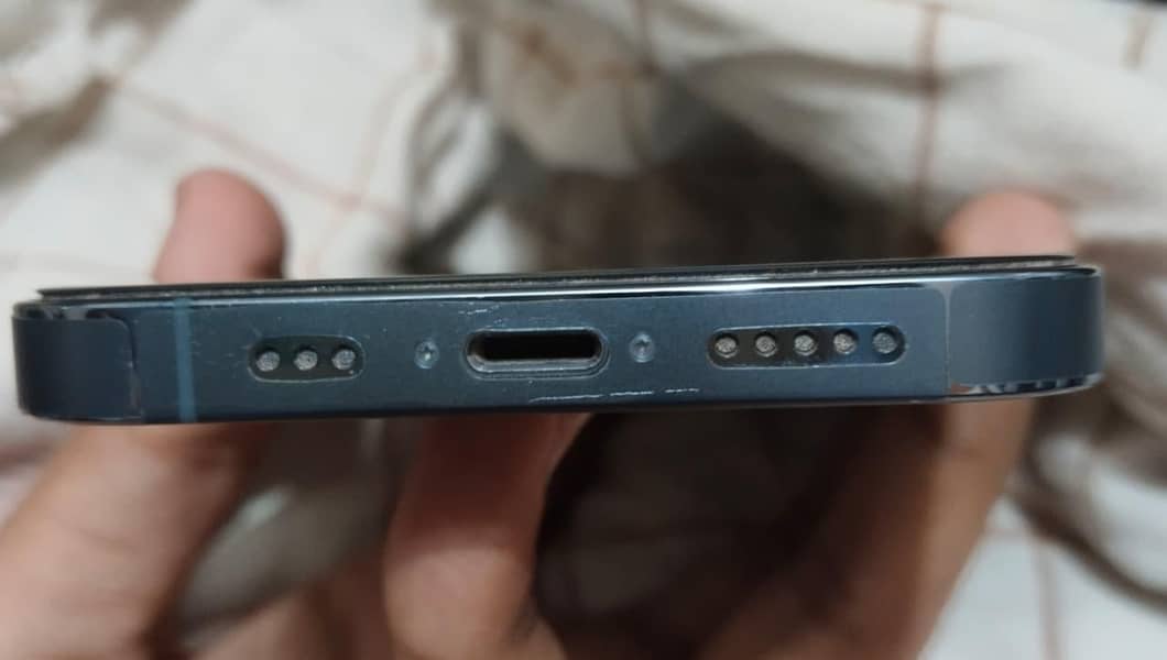 Apple iPhone 13 Pro 1