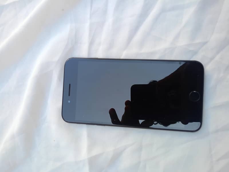 Apple iPhone 7 Plus 8