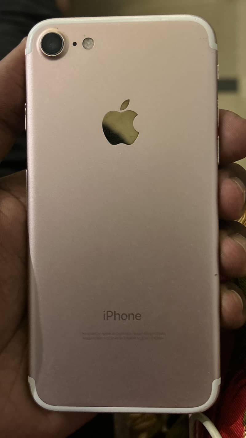 Apple iPhone 7 3