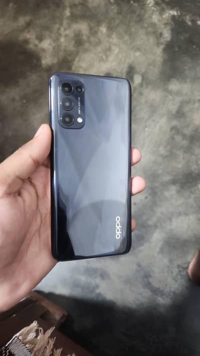 OPPO Reno 5