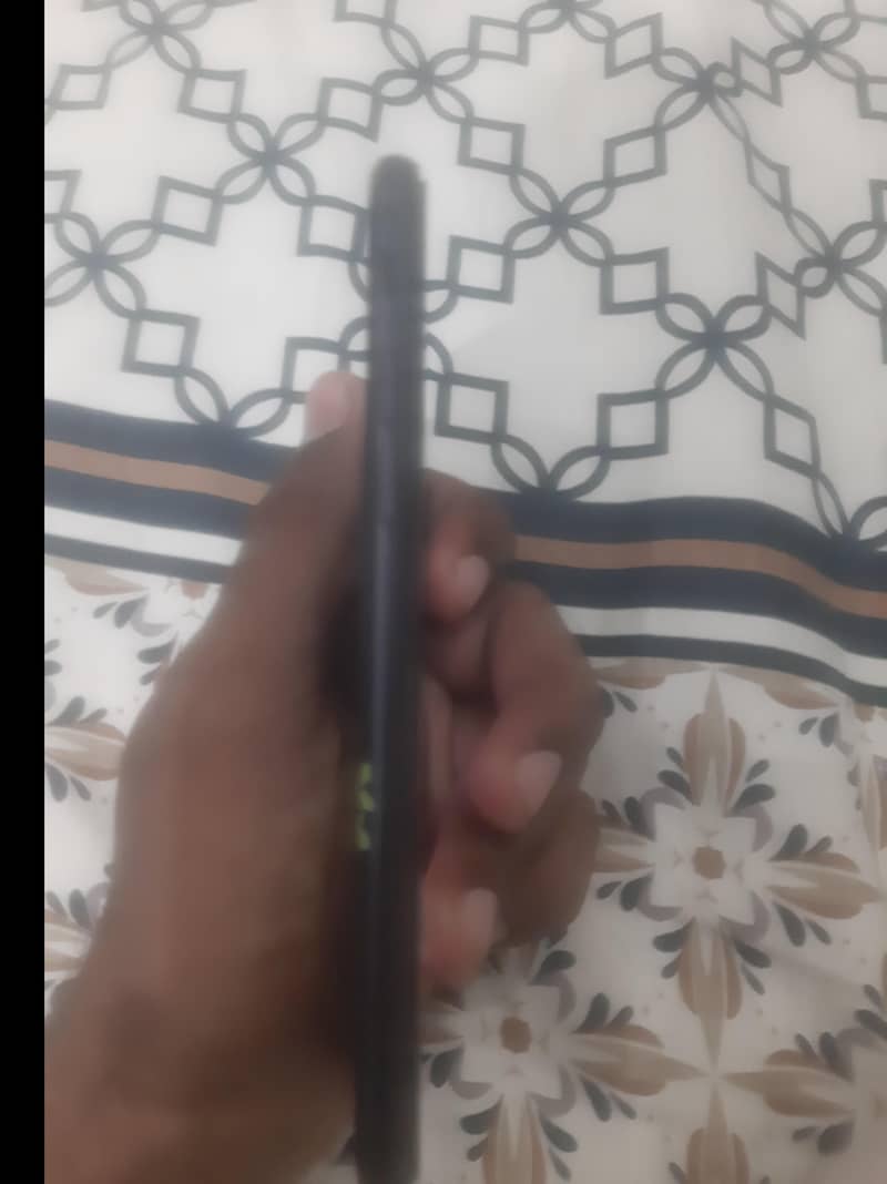 Apple iPhone 7 1