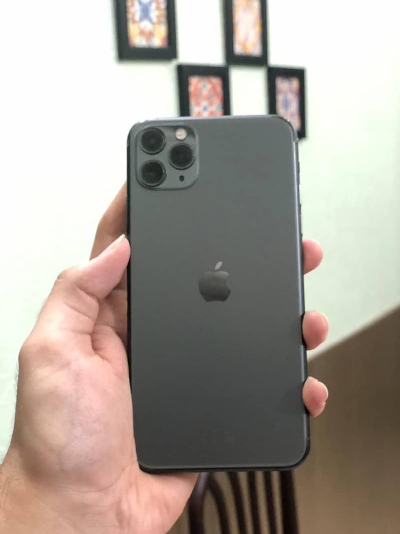Apple iPhone 11 Pro Max 0