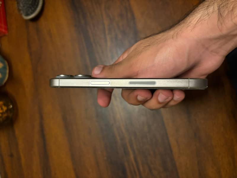 Apple iPhone 15 Pro 5