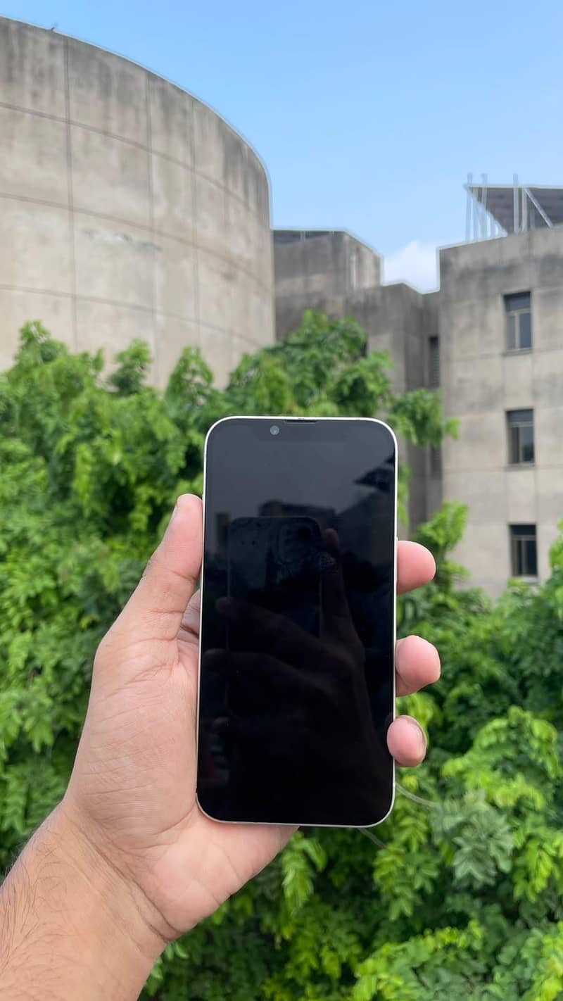 iPhone 14 5