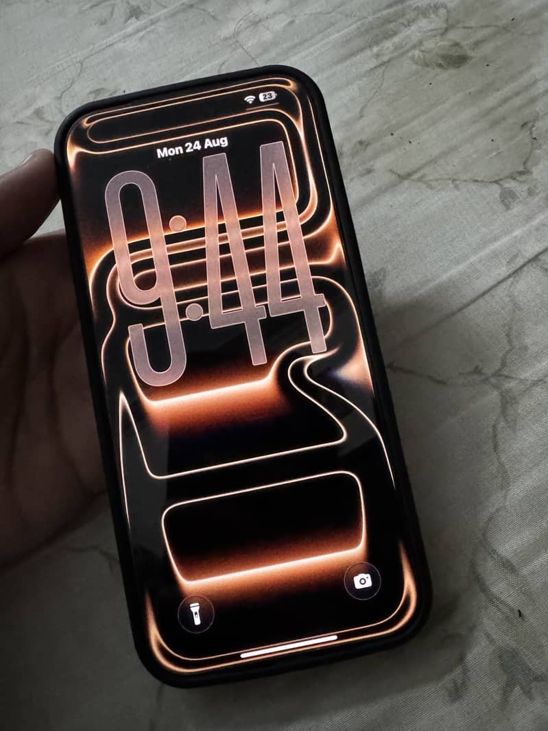 Apple iPhone 17 Pro Max 3