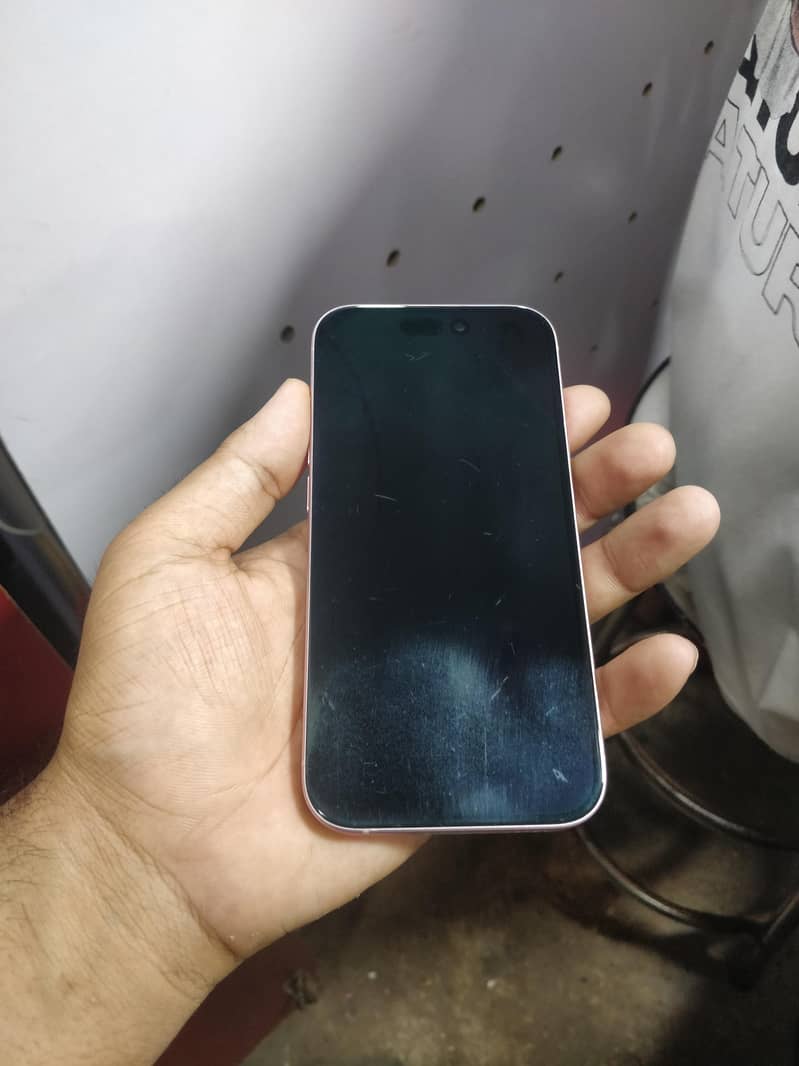 Apple iPhone 15 1