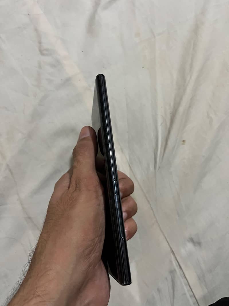 Samsung Mobile Note 10 Plus 6