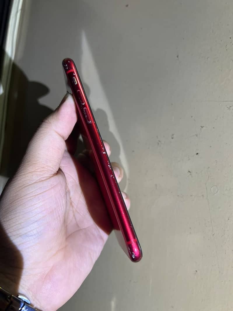 Apple iPhone 11 3