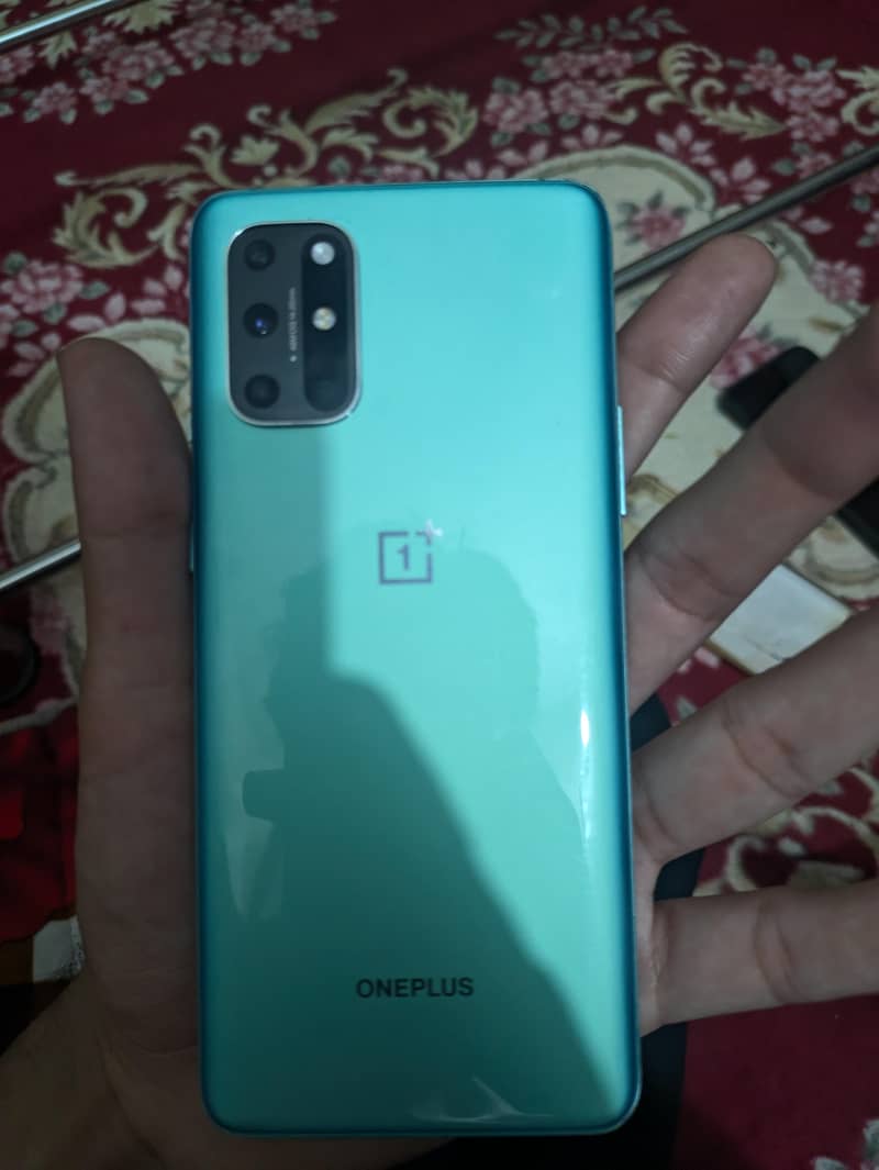 one plus 8T 1
