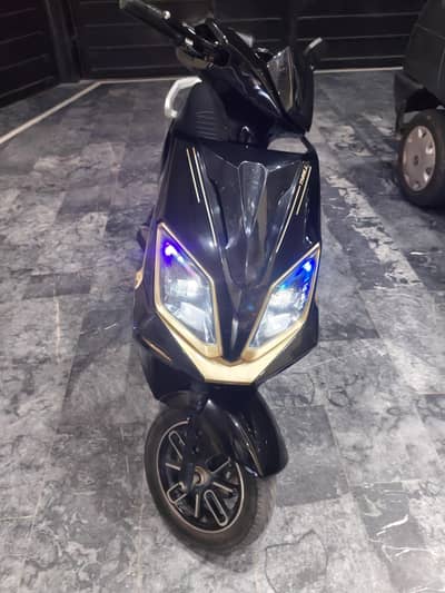Metro Thrill Pro