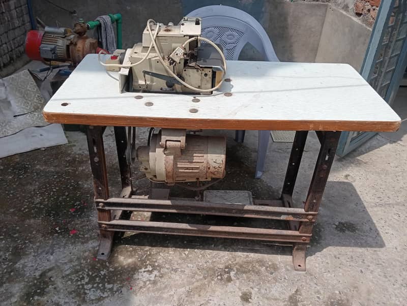 overlock machine 9
