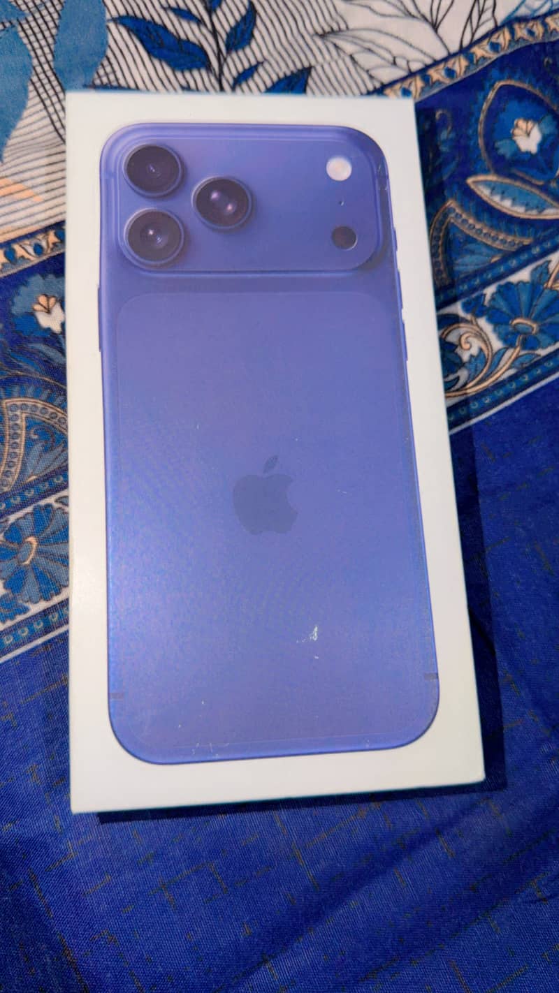 Apple iPhone 17 Pro Max 1