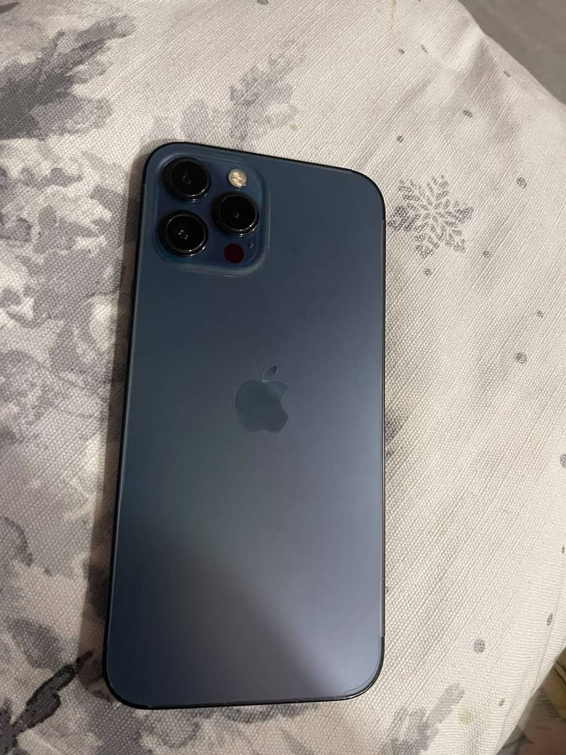 iphone 12 pro max 3