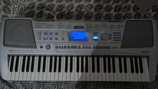 Yamaha PSR-290 Keyboard (Price can be Negotiated)