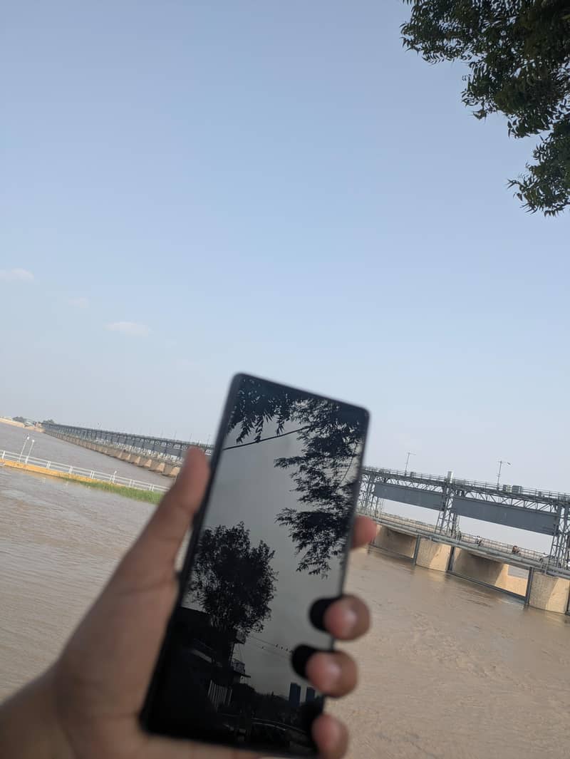 Google Pixel 7a 1