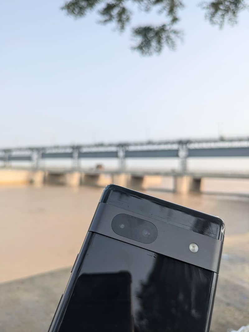 Google Pixel 7a 2
