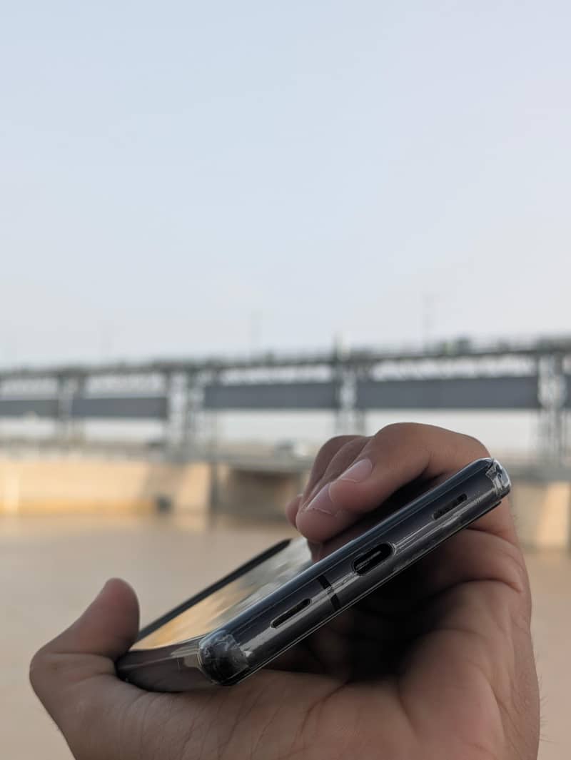 Google Pixel 7a 5