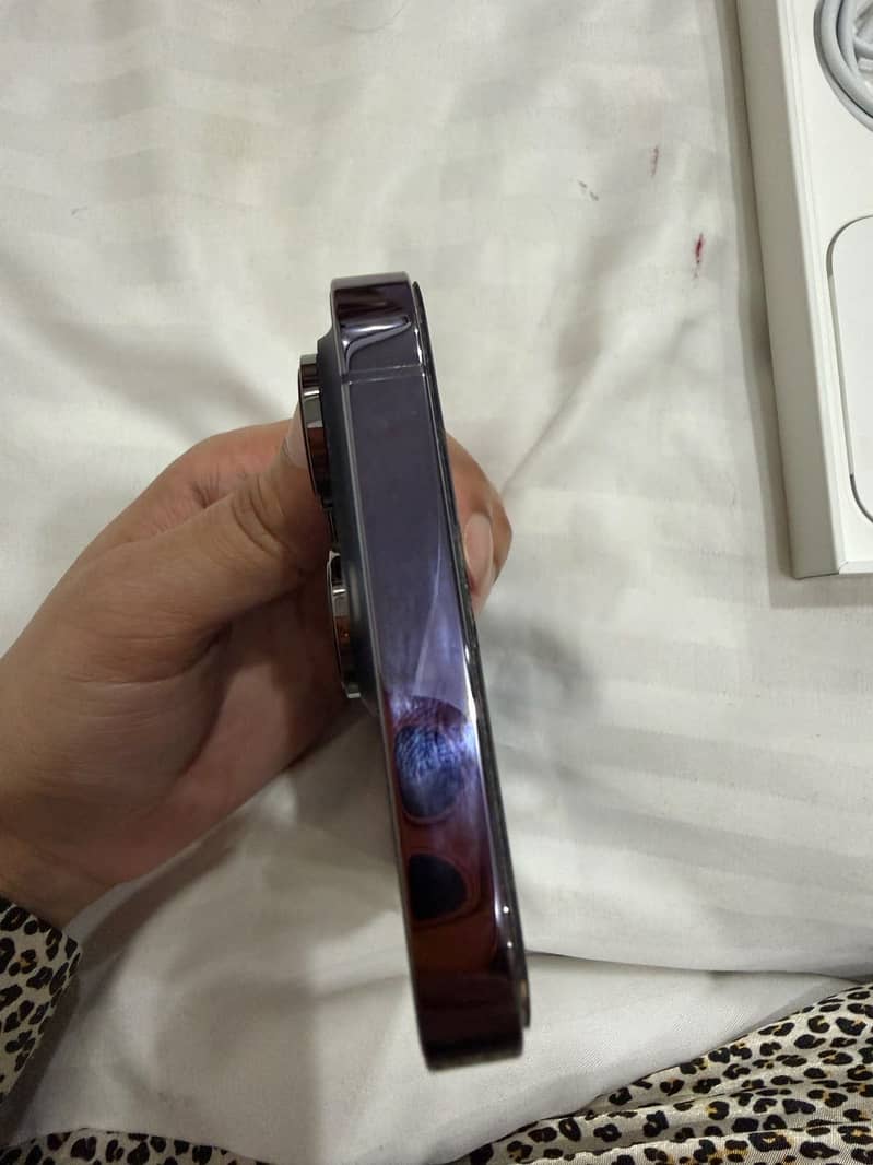 Apple iPhone 14 Pro 3