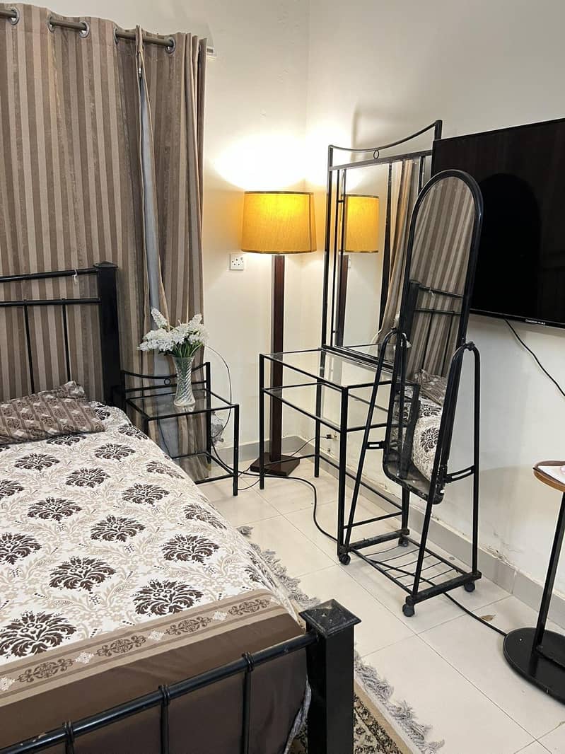 Iron Bed Set 3