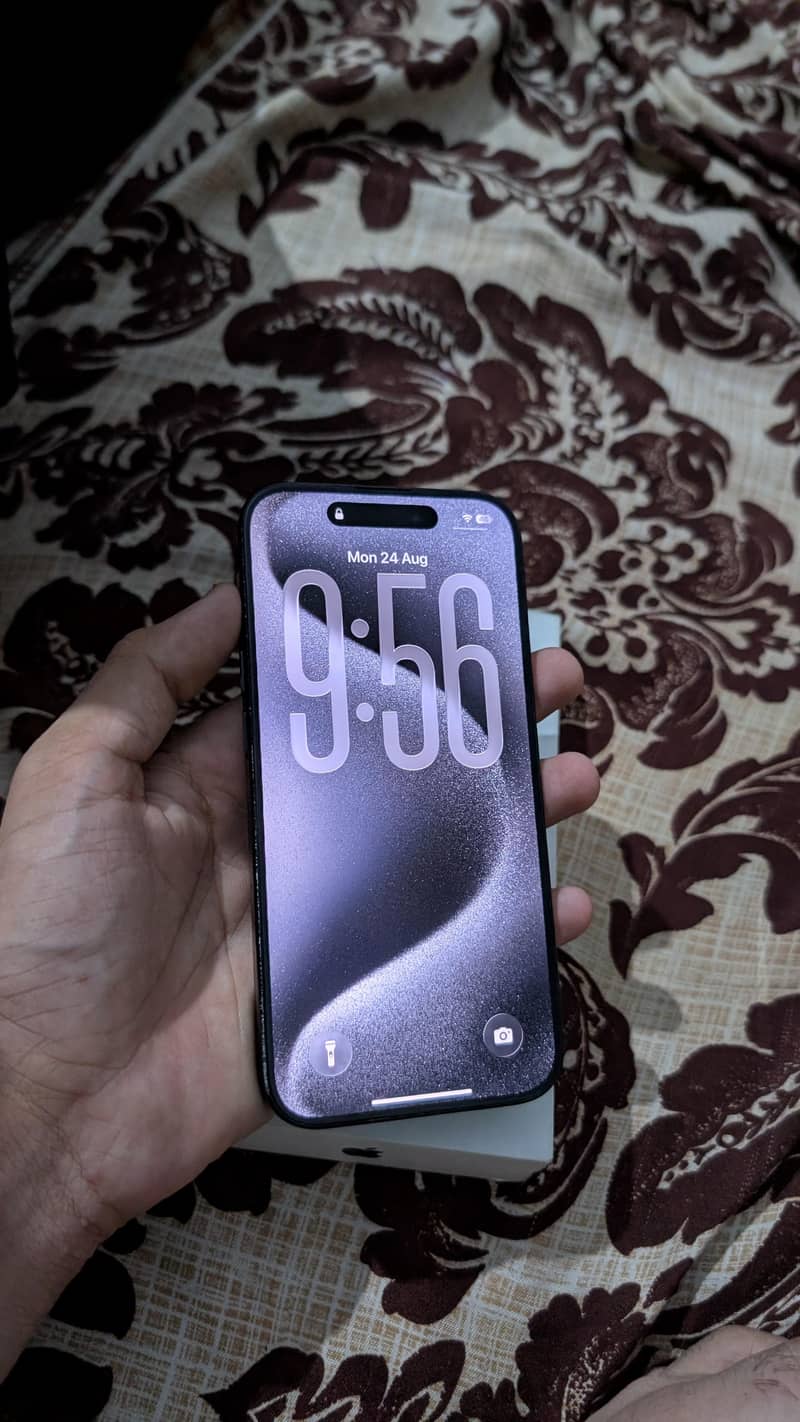 Apple iPhone 15 Pro 7