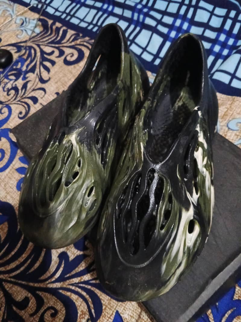 Clogs 0