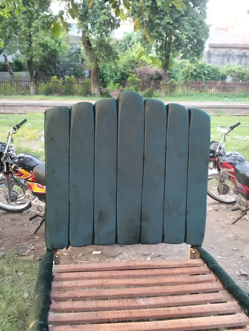 SINGLE & DOUBLE BED 10