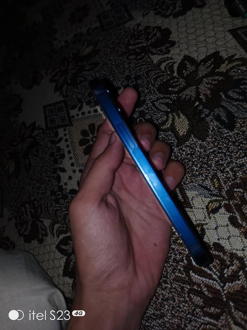 Apple iPhone 12 mini 2