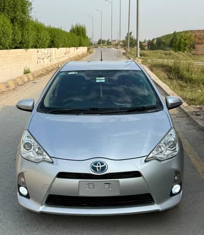Toyota Aqua S 2013