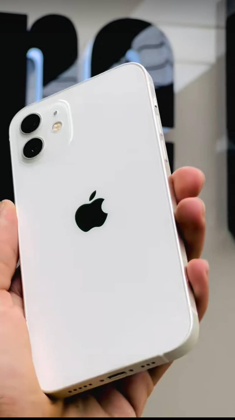 Apple iPhone 12 6