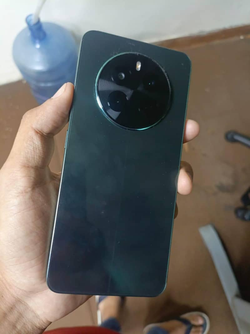 Realme 13 Plus 0