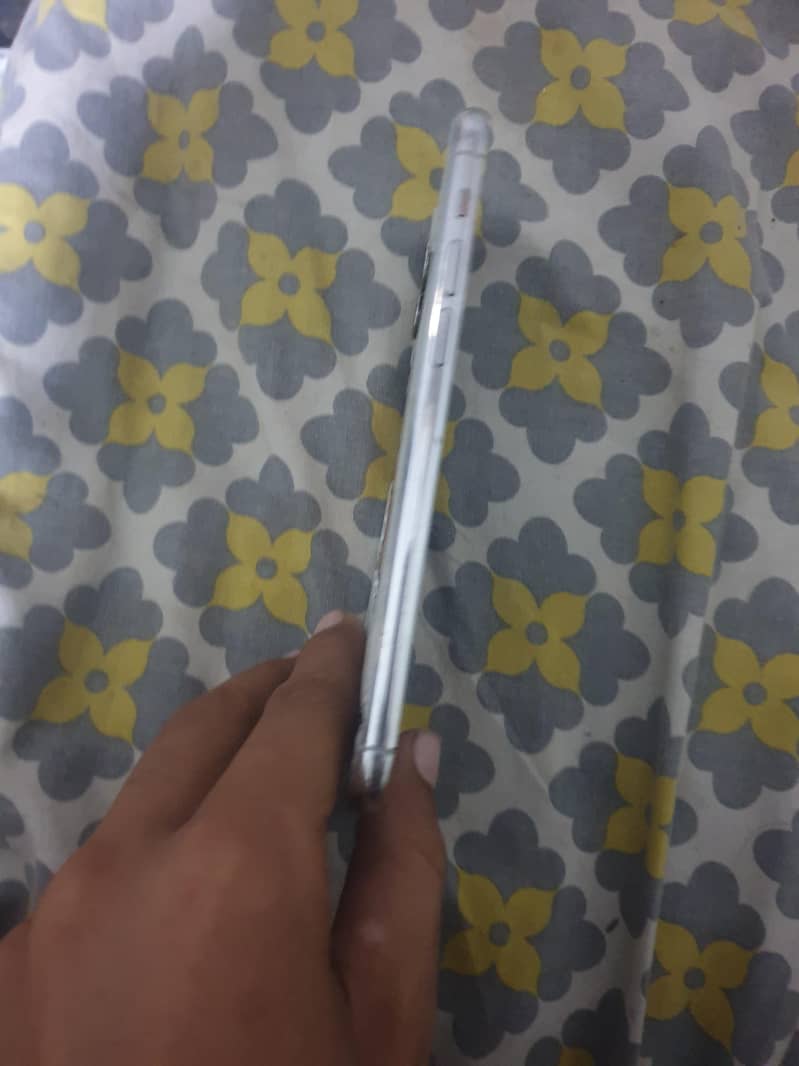 iPhone 11 pro 1