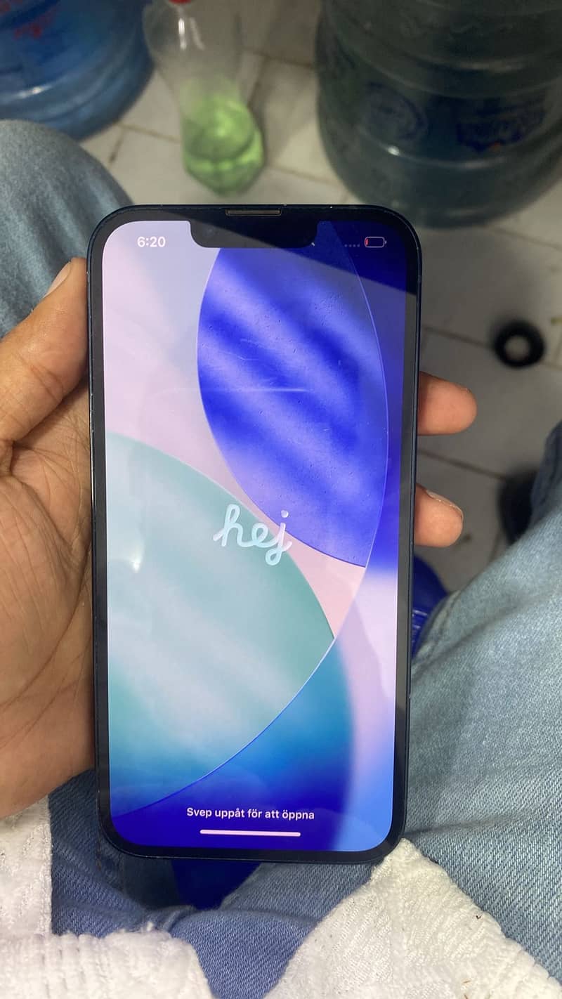 Apple iPhone 14 3