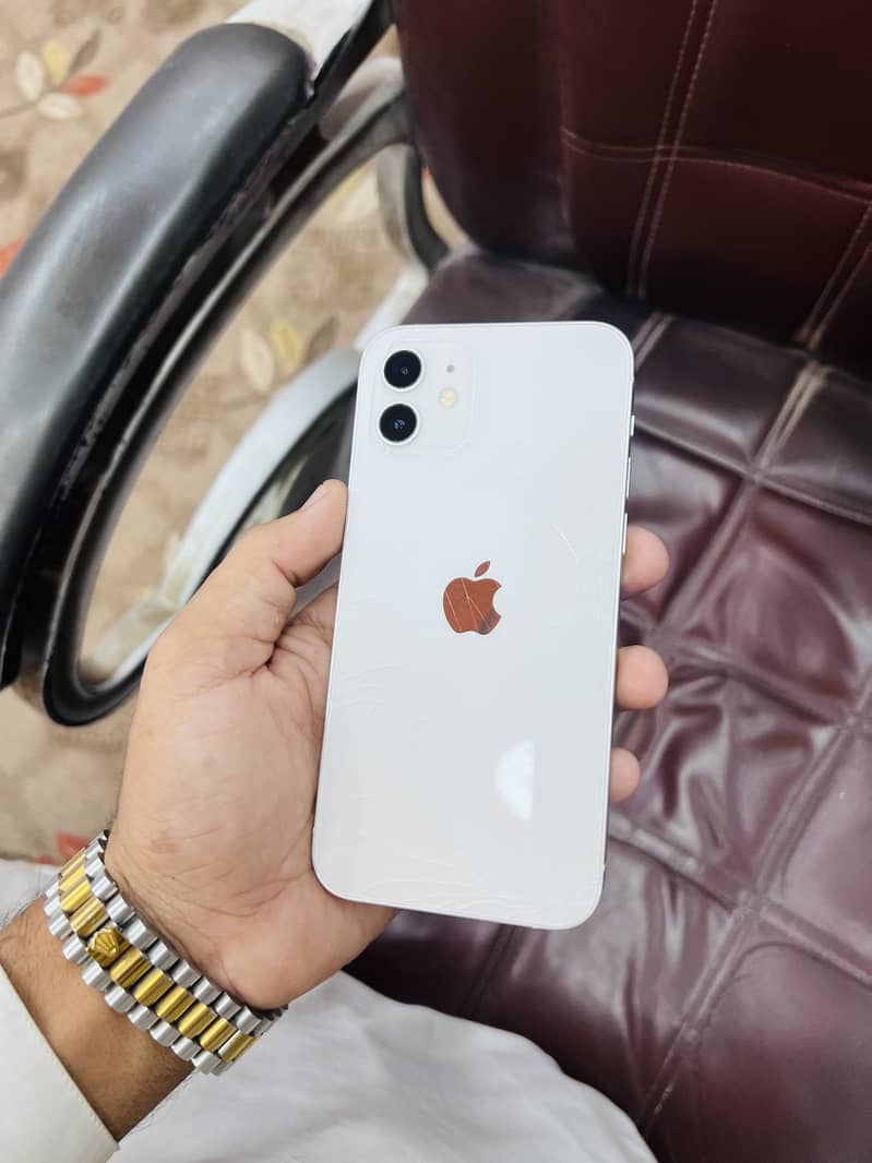 Apple iPhone 12 0