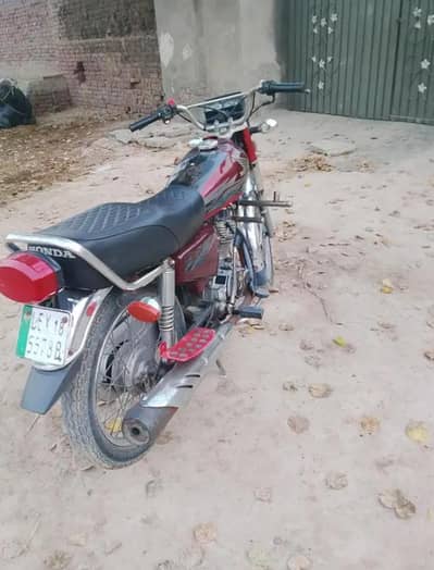 Losh condition honda 125 urgent for Sale