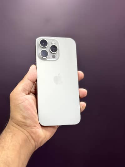 Apple iPhone 15 Pro Max