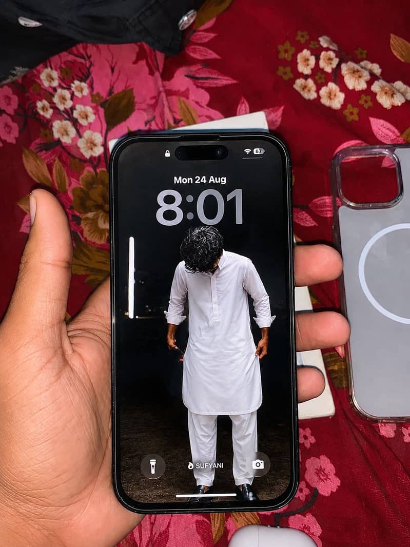 Apple iPhone 15 1
