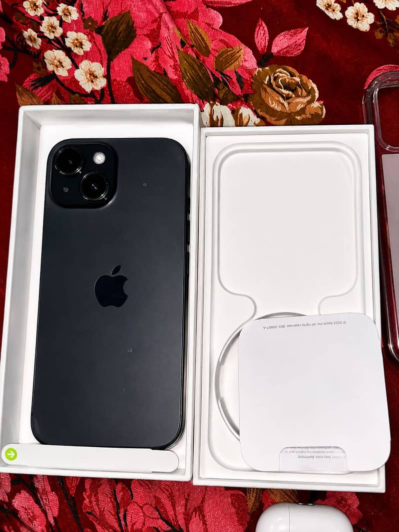 Apple iPhone 15 3