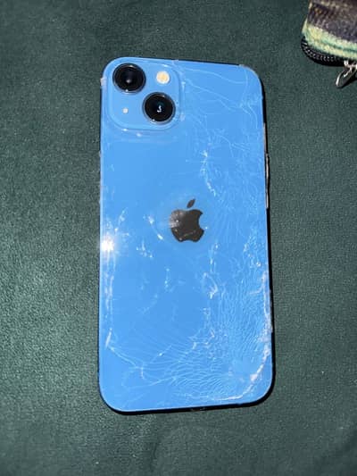 Apple iPhone 13
