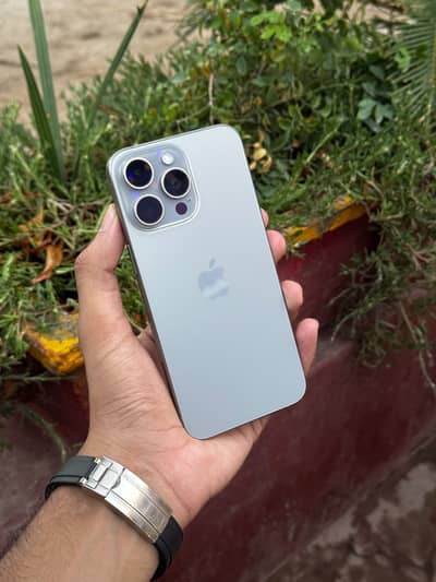 Apple iPhone 15 Pro Max