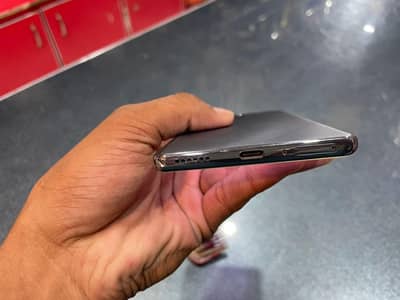 Tecno CAMON 40 Pro under warranty