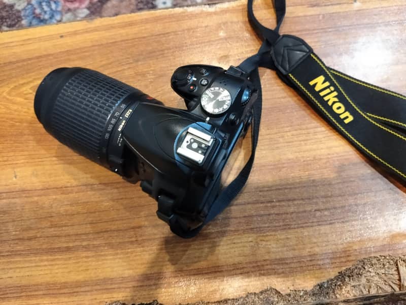 DSLR Camera 3