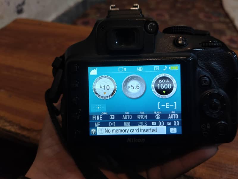 DSLR Camera 4